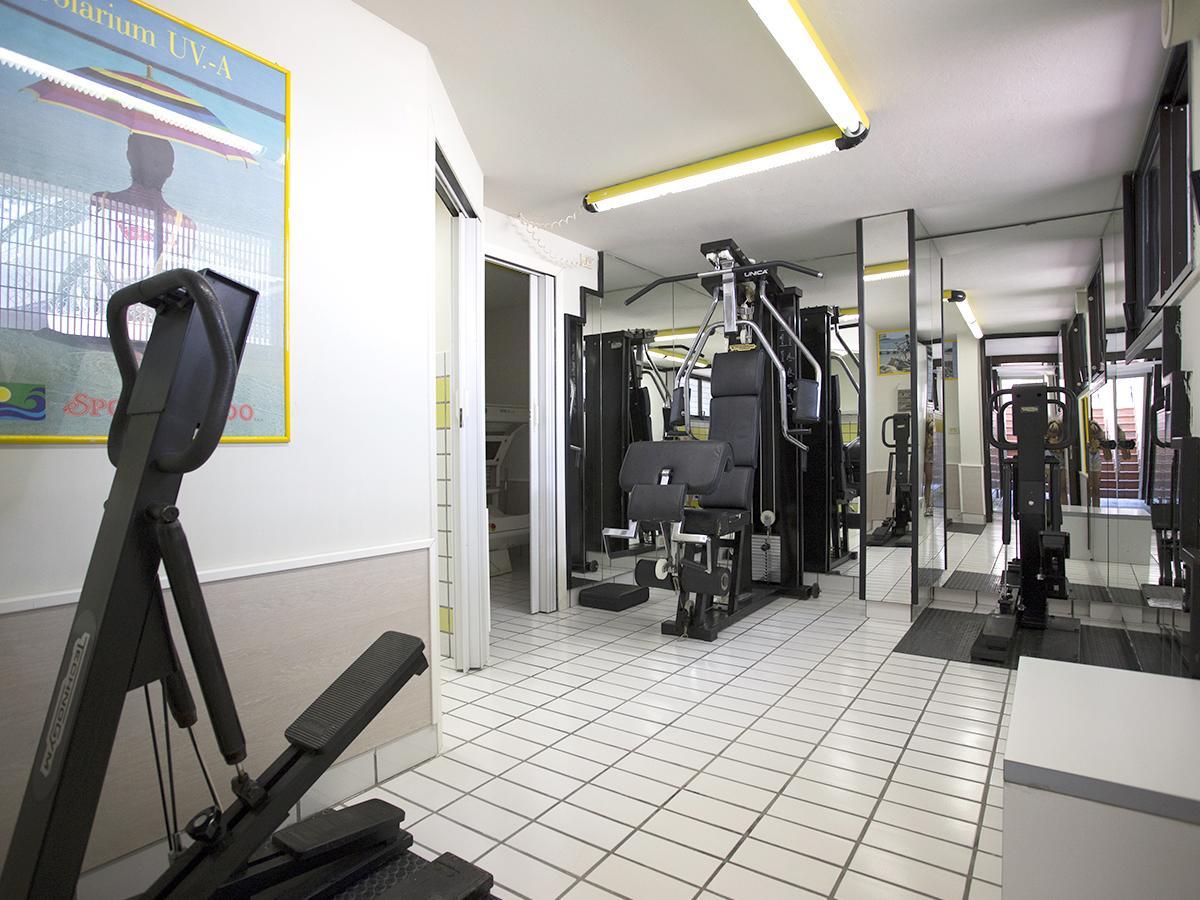 Hotel Caravelle تْشيزيناتيكو المظهر الخارجي الصورة